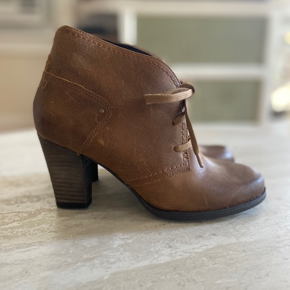 clark artisan boots